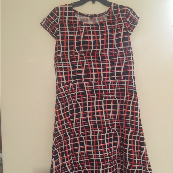 Cape sleeve checkered dress - Picture 1 of 2